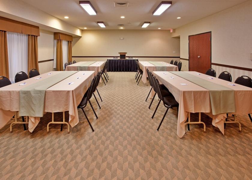 Kansas Lansing Meeting Room