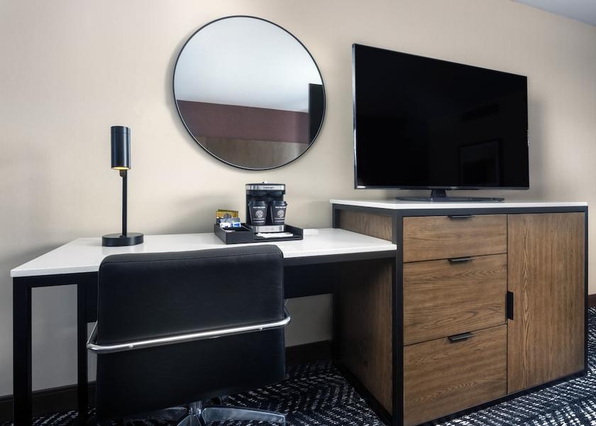 Kansas Manhattan Room