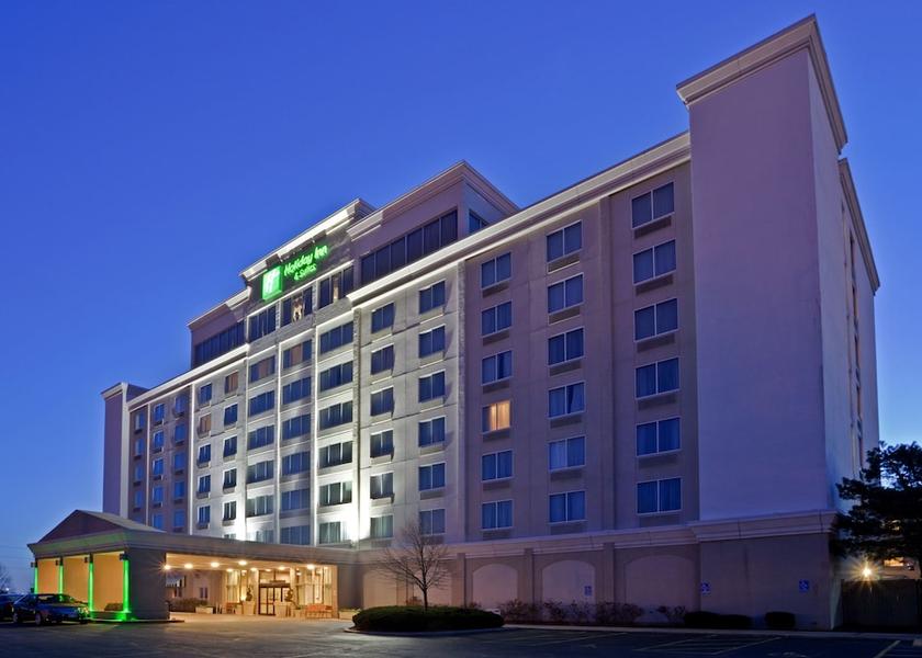 Kansas Lenexa Exterior Detail