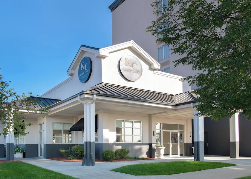 Kansas Lenexa Restaurant