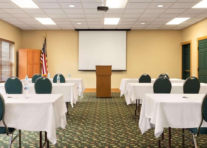 Kansas Salina Meeting Room