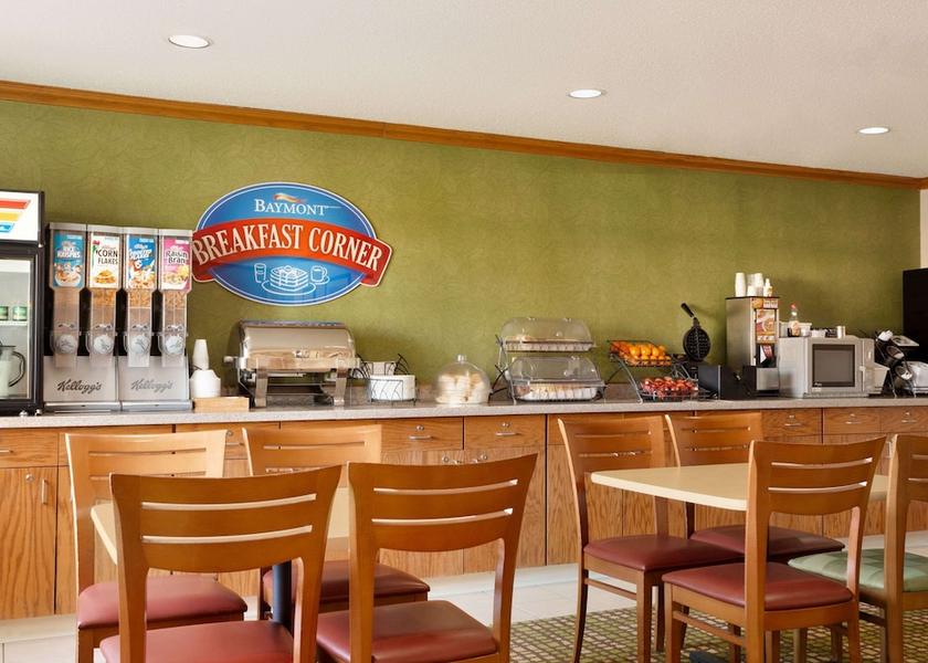 Kansas Salina Breakfast Area