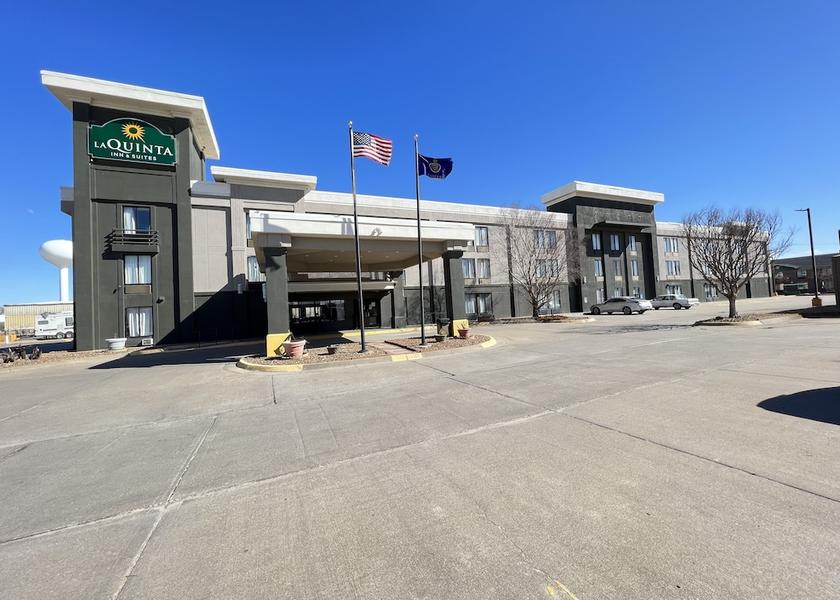 Kansas Salina Exterior Detail