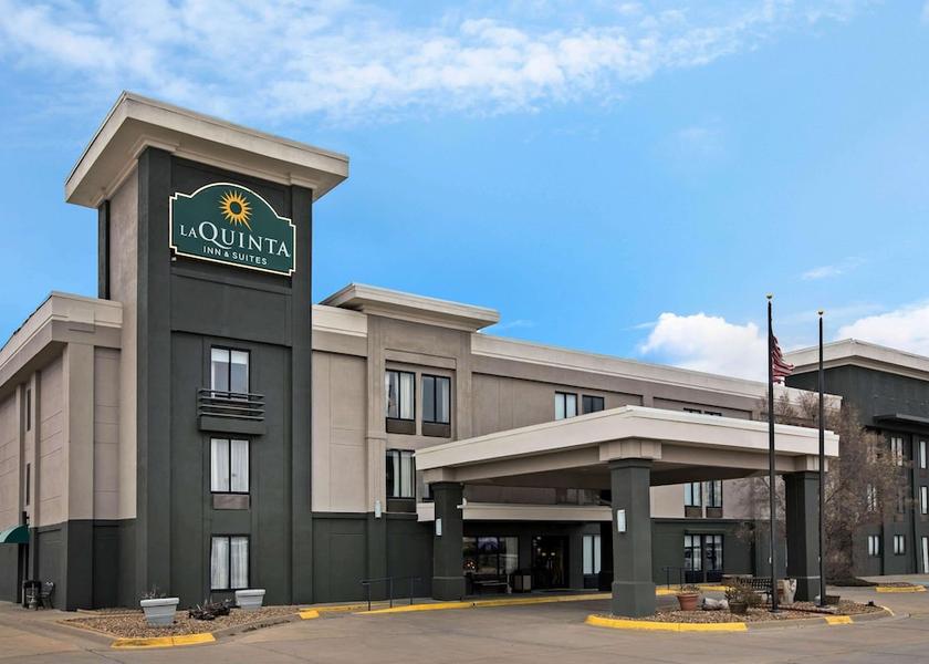 Kansas Salina Exterior Detail