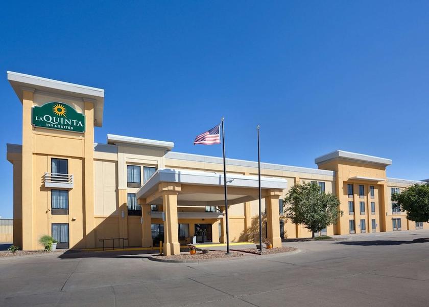 Kansas Salina Exterior Detail