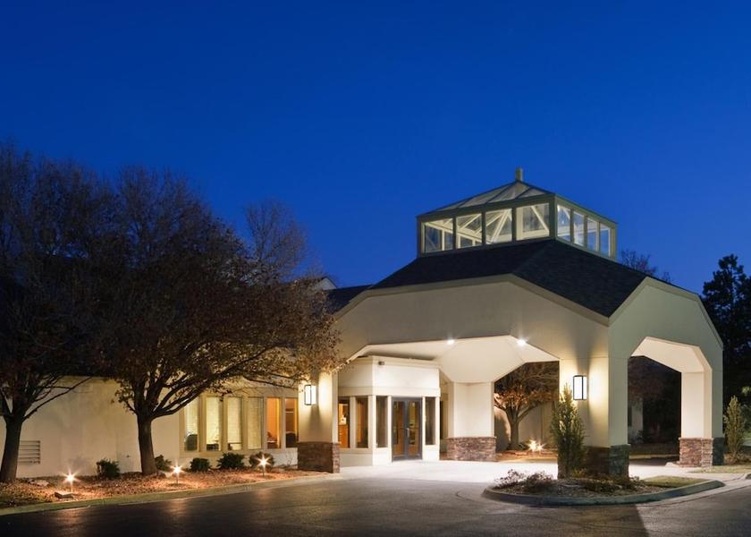 Kansas Topeka Exterior Detail