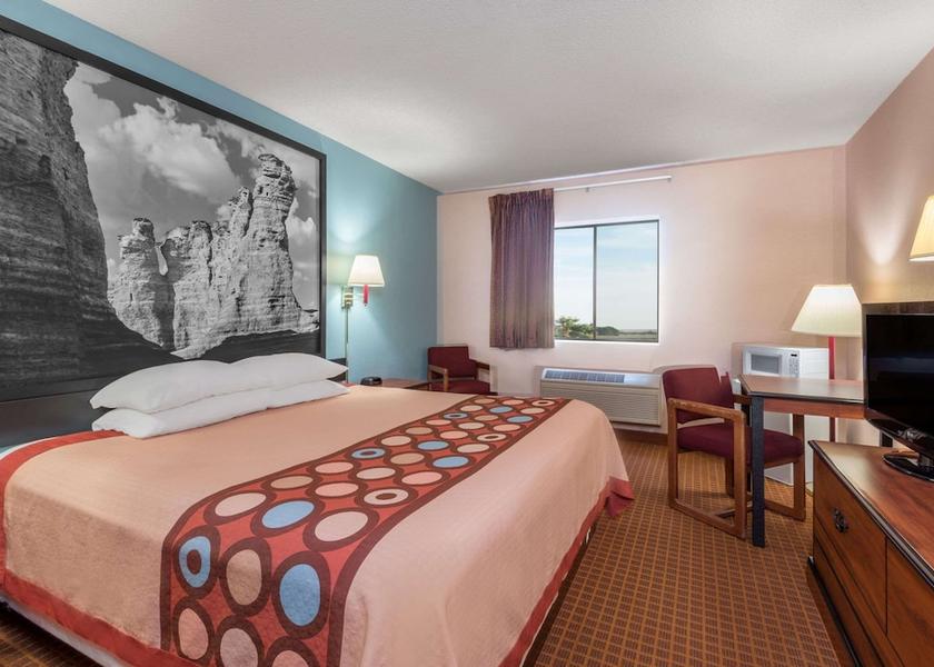 Kansas Wa Keeney Room