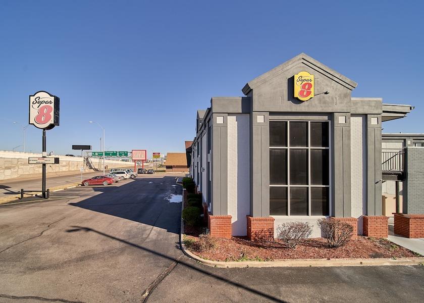 Kansas Wichita Facade