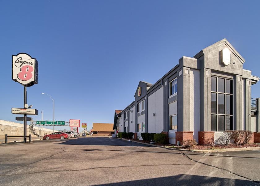 Kansas Wichita Facade