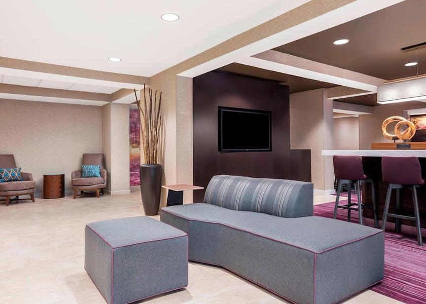 Kentucky Bowling Green Lobby