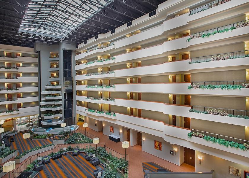 Kentucky Bowling Green Exterior Detail