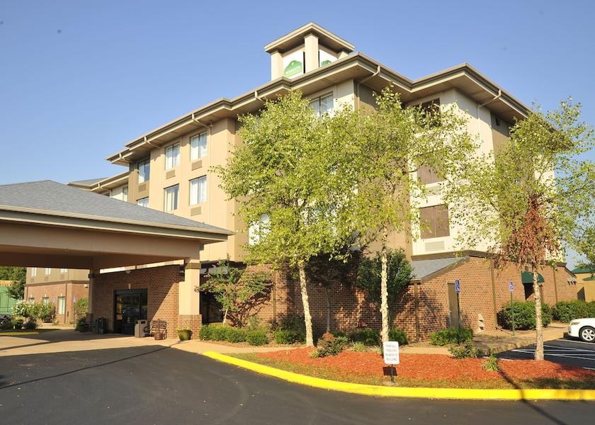 Kentucky Bowling Green Facade