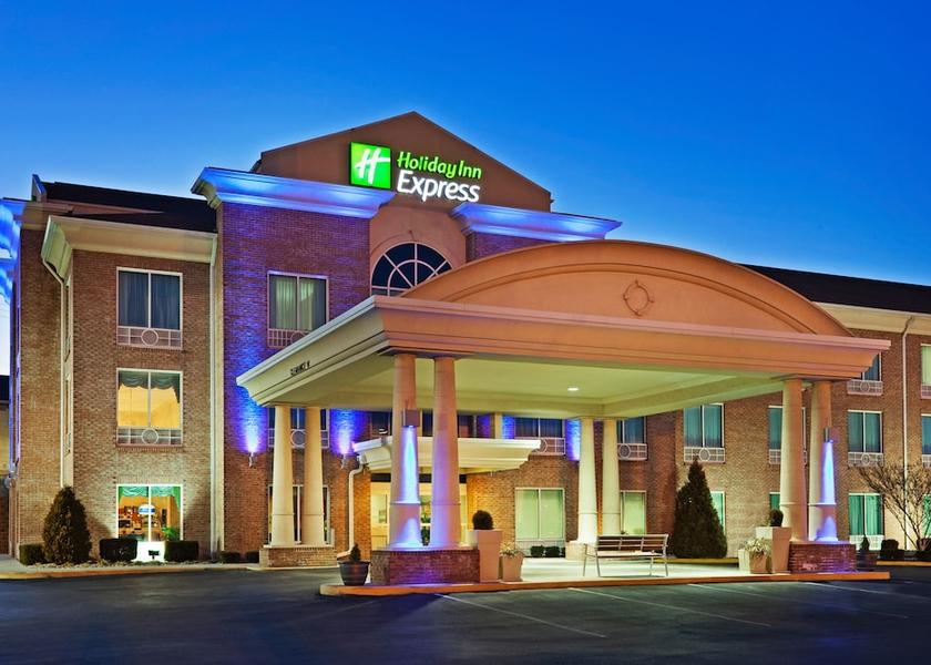 Kentucky London Exterior Detail