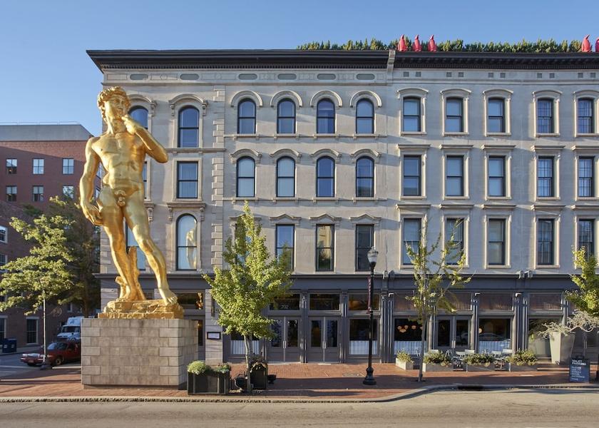 Kentucky Louisville Facade