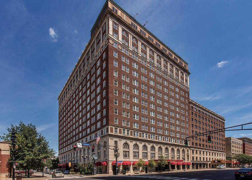 Kentucky Louisville Property Grounds