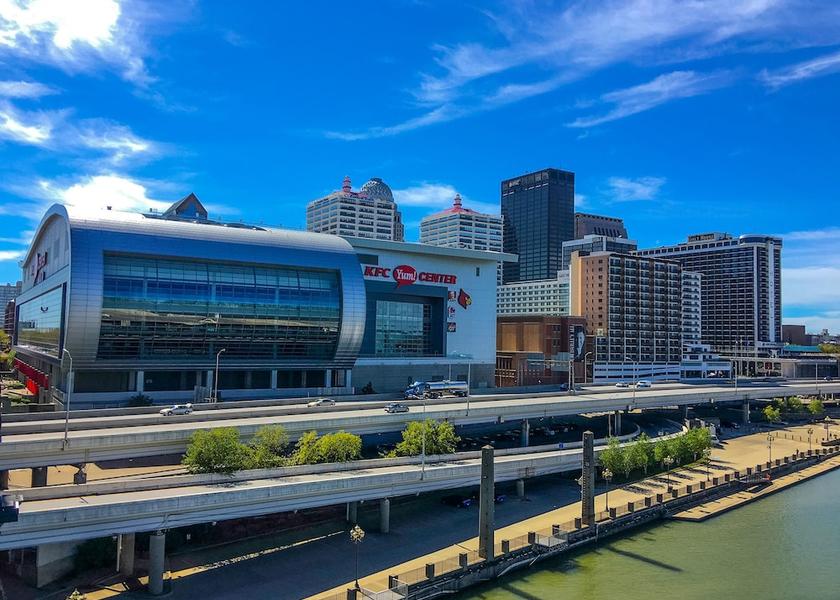 Kentucky Louisville Sports Bar