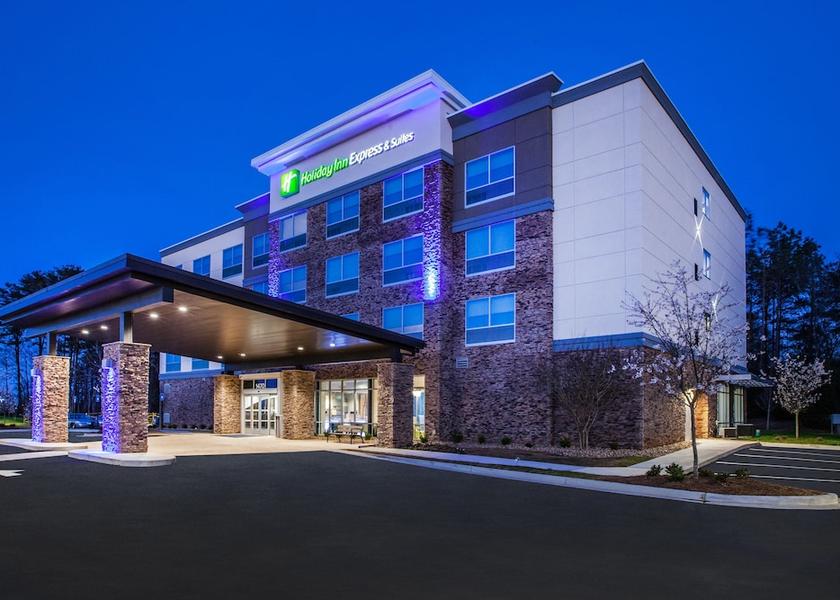 Kentucky Murray Exterior Detail