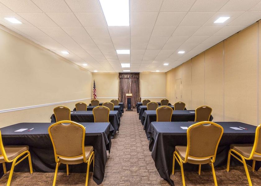Louisiana Houma Meeting Room