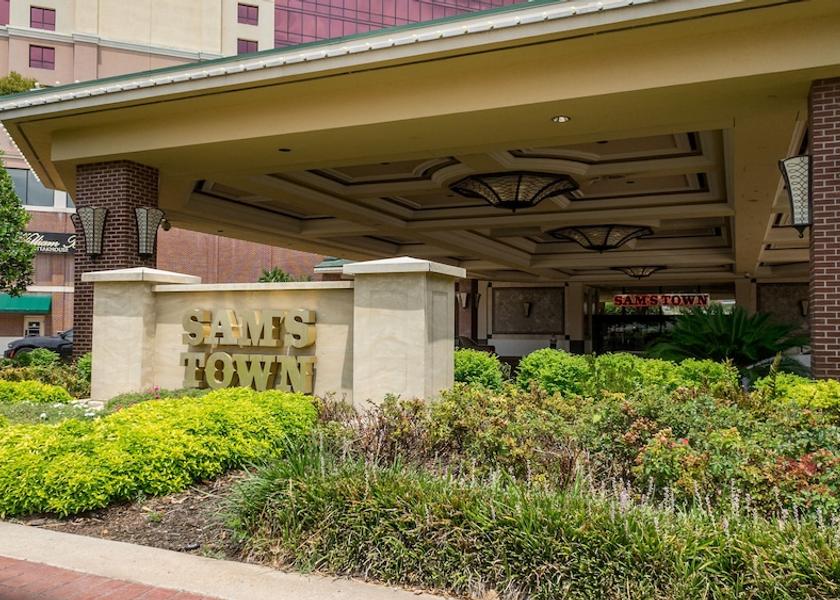 Louisiana Shreveport Property entrance