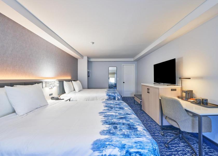 Massachusetts Buzzards Bay Two Double Beds - Non-Smoking