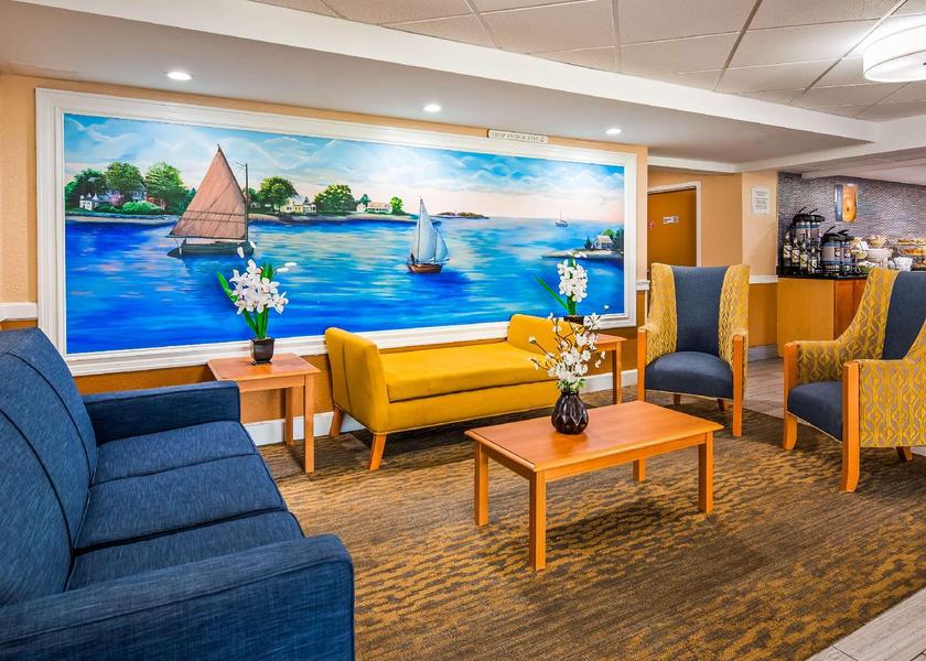 Massachusetts Hyannis Lobby