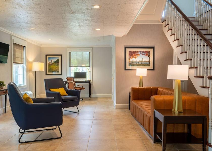 Massachusetts Rockland Lobby