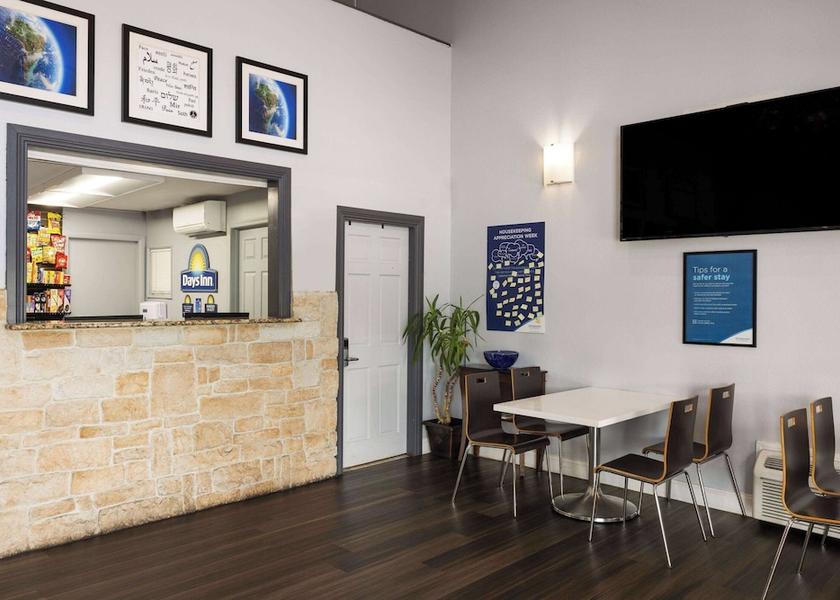 Maryland Aberdeen Lobby