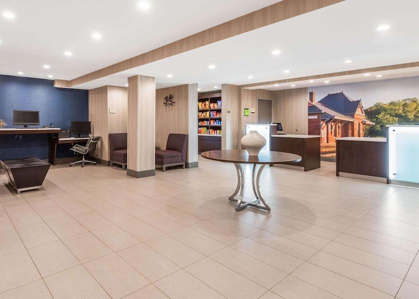 Maryland Aberdeen Lobby