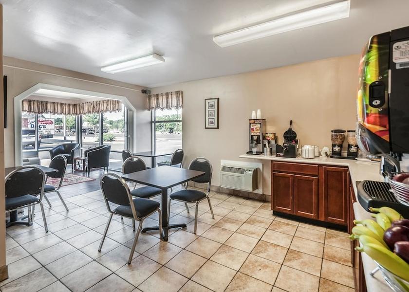 Maryland Easton Breakfast Area