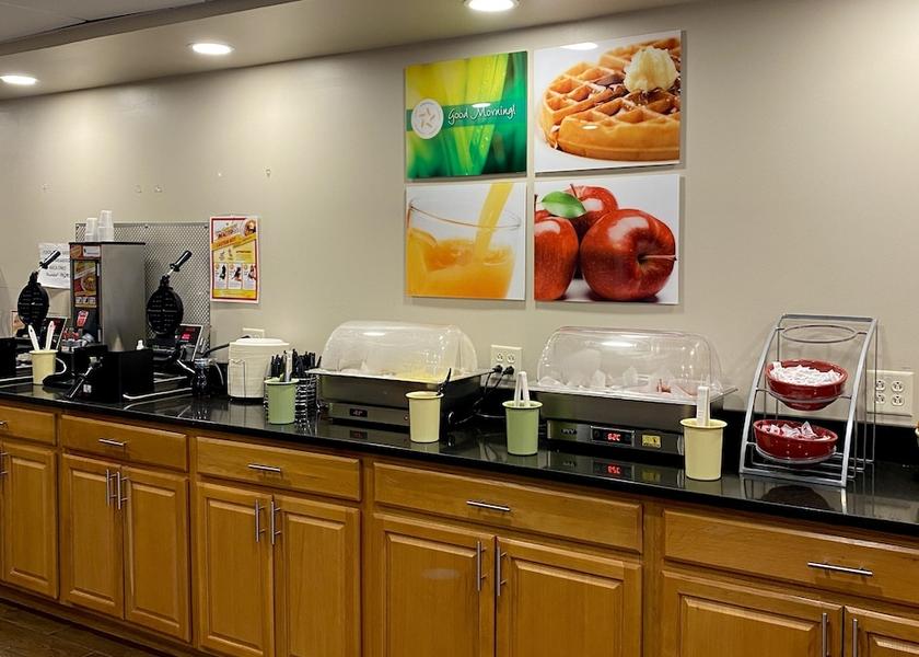 Maine Bangor Breakfast Area