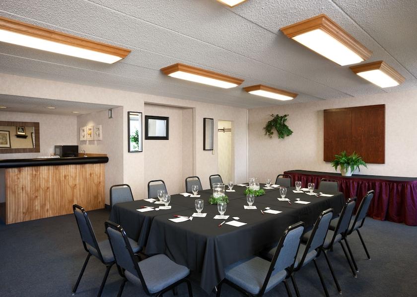 Maine Bangor Meeting Room