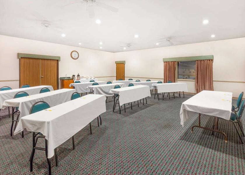 Michigan Alpena Meeting Room