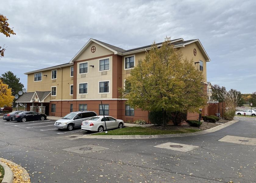 Michigan Auburn Hills Facade