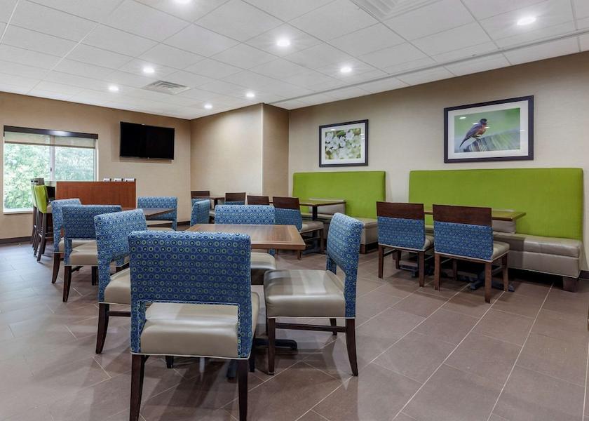 Michigan Escanaba Breakfast area