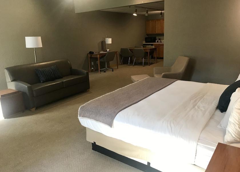 Michigan Gaylord Room