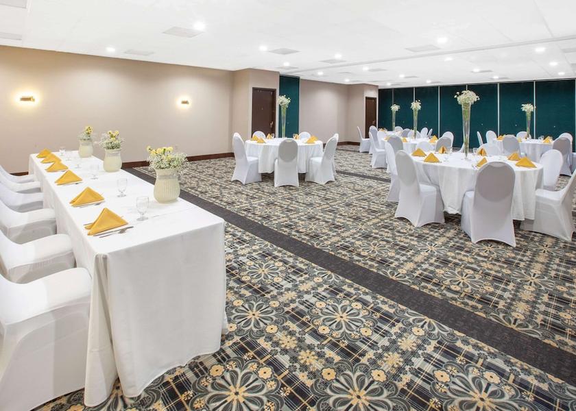 Michigan Grand Rapids Meeting Room