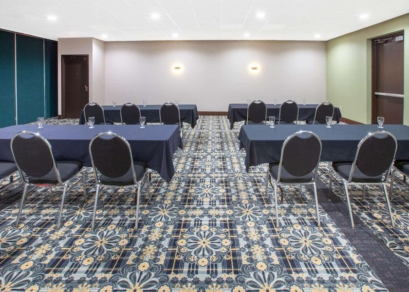 Michigan Grand Rapids Meeting Room
