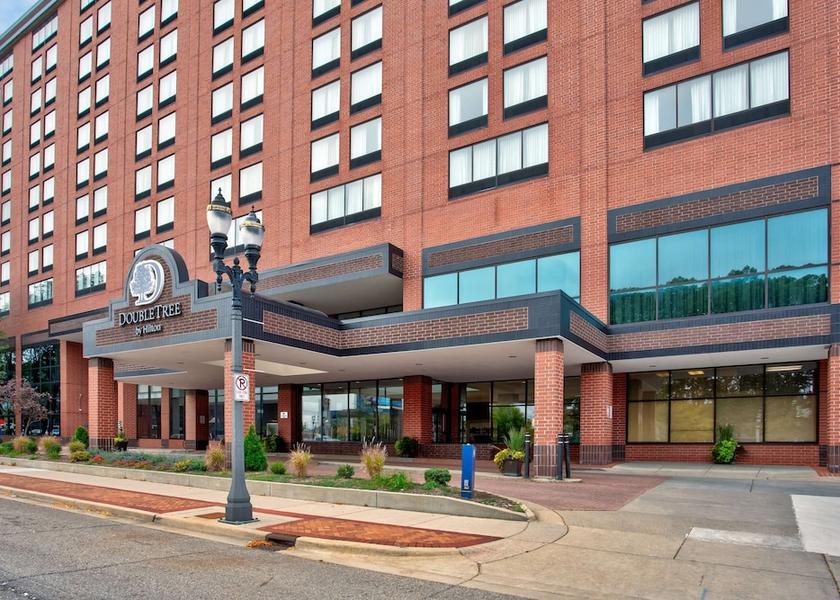 Michigan Lansing Exterior Detail