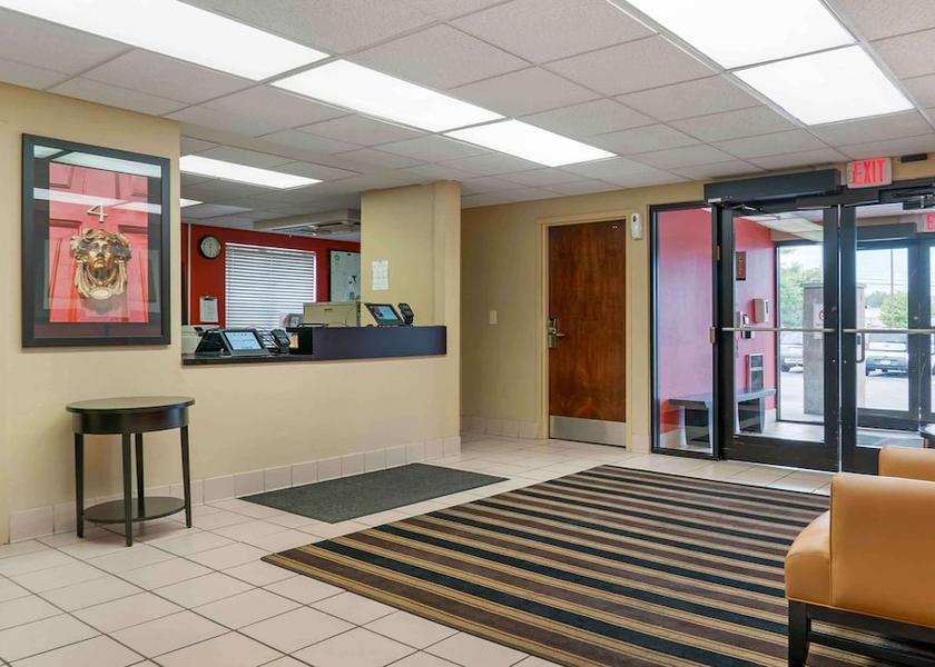 Michigan Madison Heights Lobby