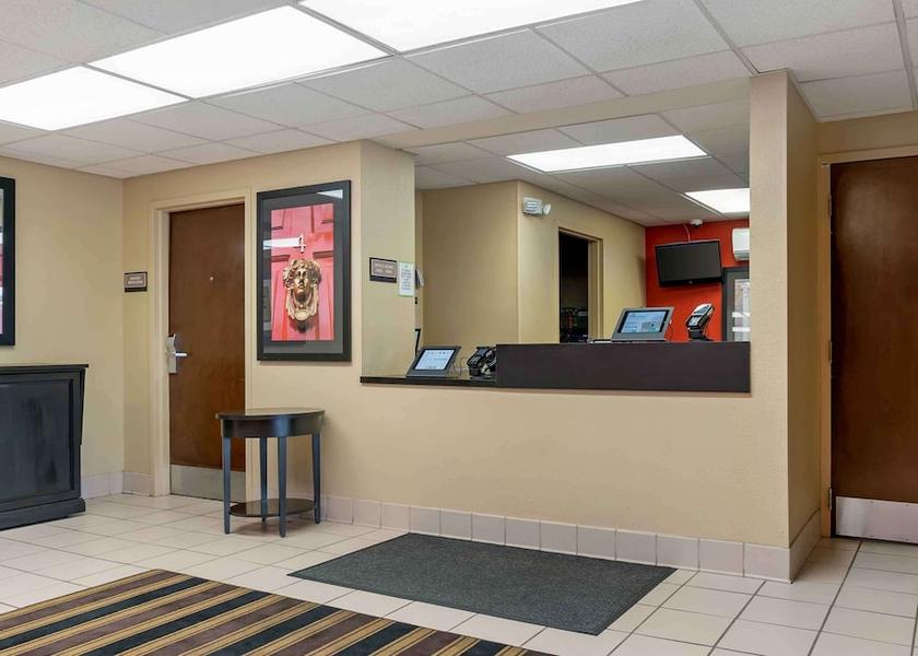 Michigan Madison Heights Lobby