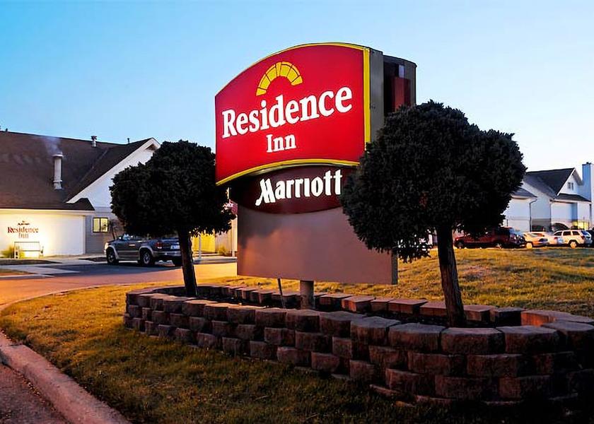 Michigan Madison Heights Facade