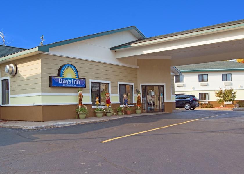 Michigan Marquette Facade