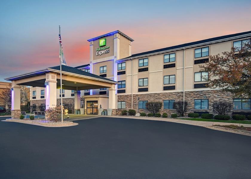 Michigan Marshall Exterior Detail