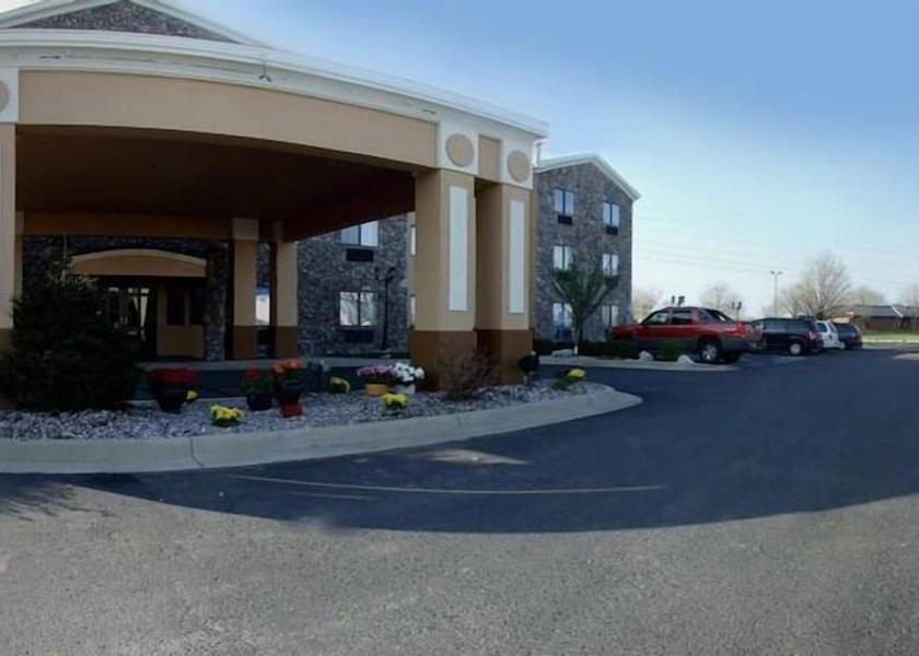 Michigan Monroe Exterior Detail
