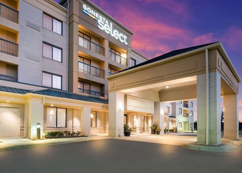 Michigan Novi Exterior