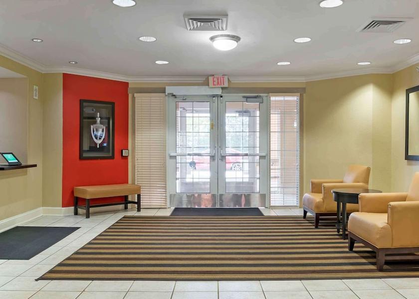 Michigan Novi Lobby