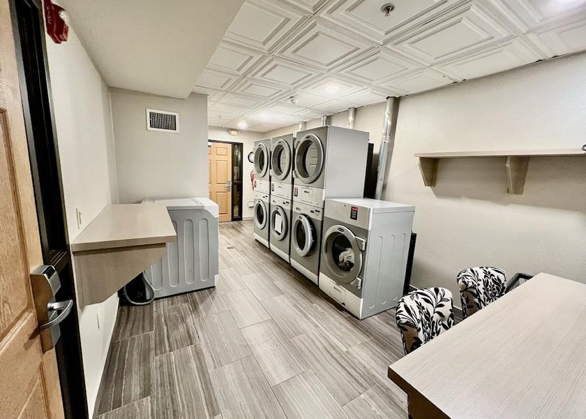 Michigan Novi Amenity