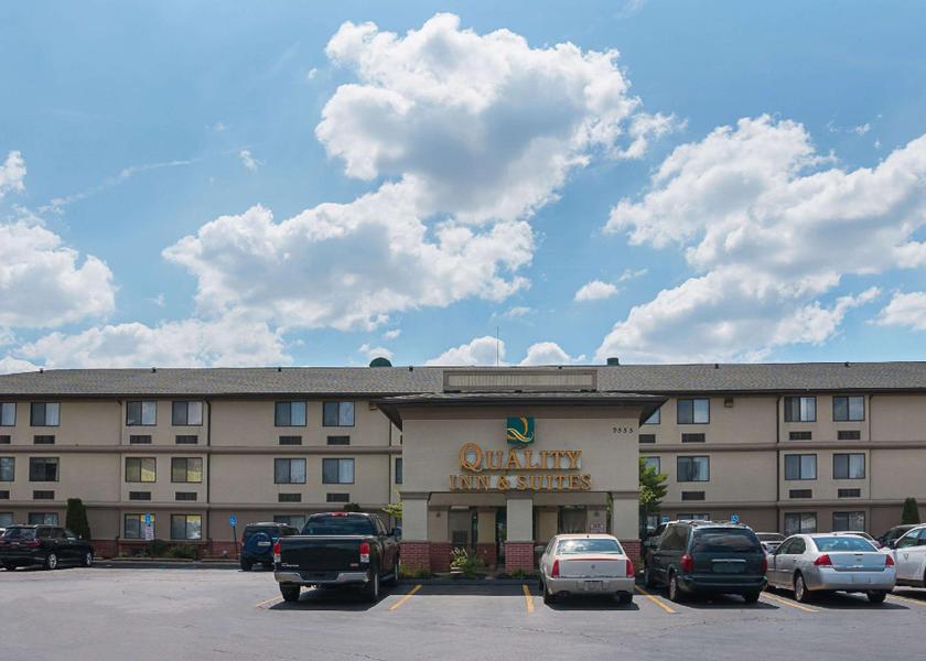 Michigan Romulus exterior view