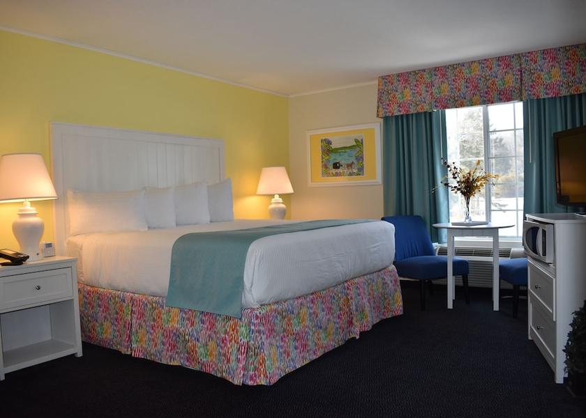 Michigan St Ignace Room