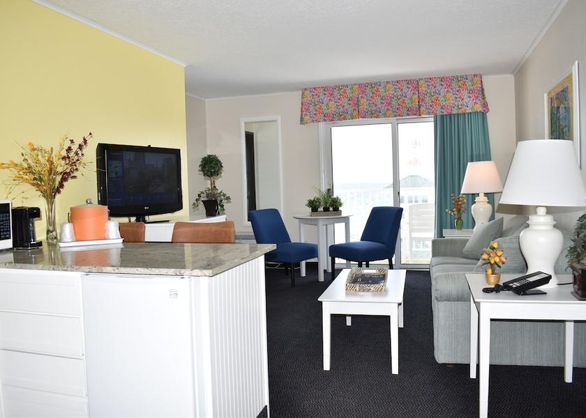 Michigan St Ignace Living area